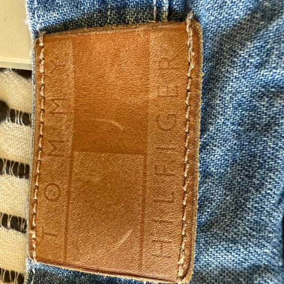 90s/Y2K Vintage | TOMMY HILFIGER | Carpenter style Jean Shorts | Size 10 - Picture 6 of 6